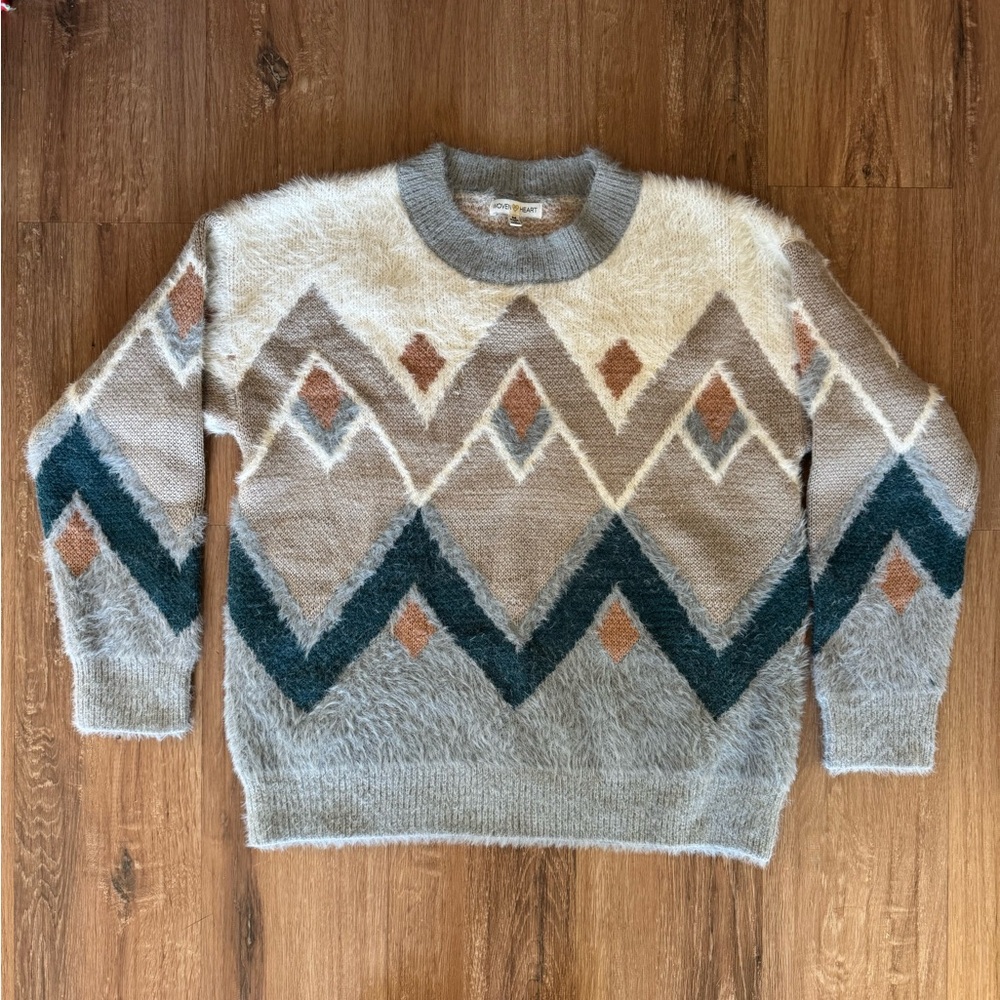 NWOT Woven Heart Argyle Sweater